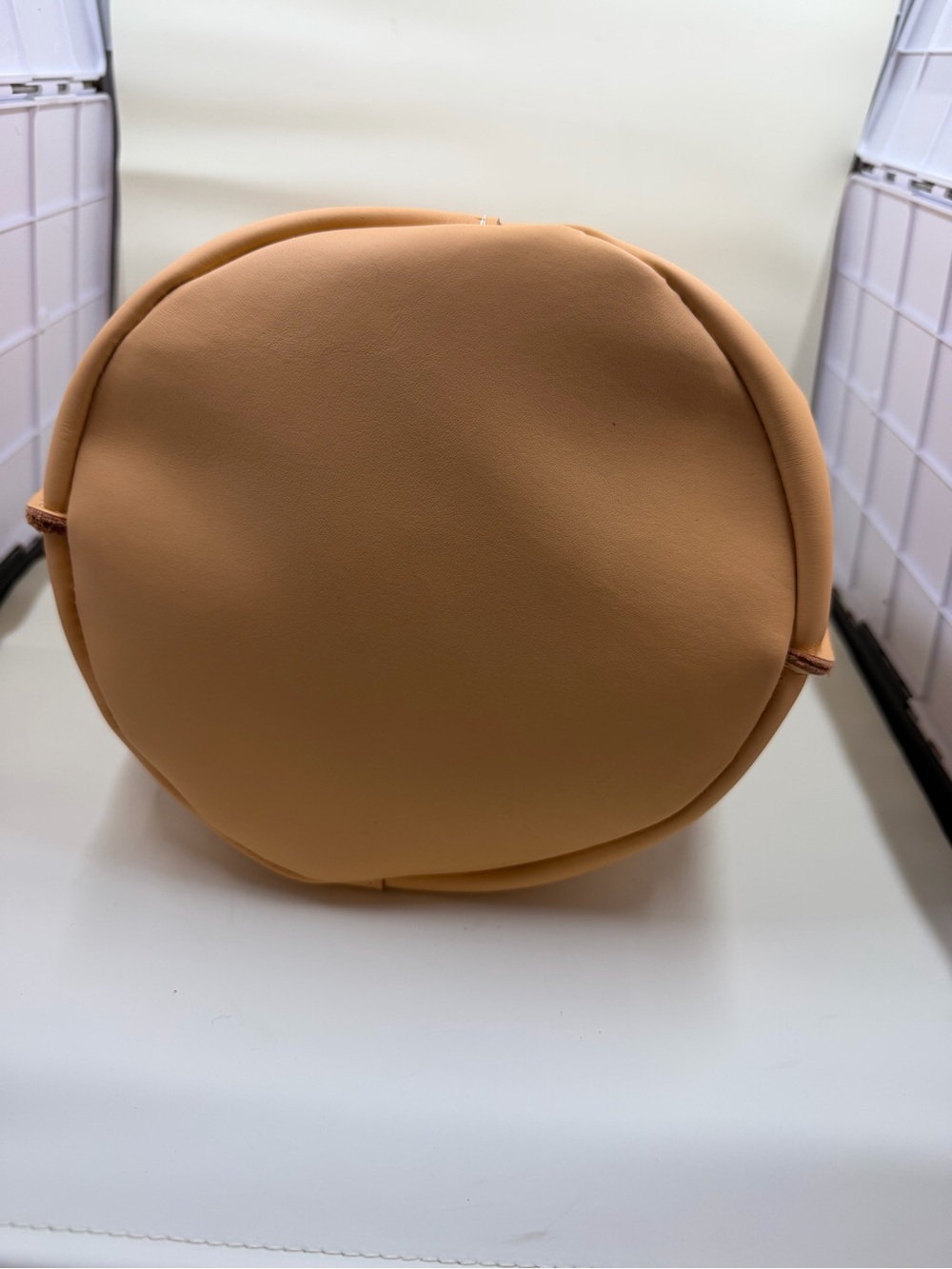 Portland Leather Devan Bucket Tote - Mamey (it's like a creamsicle) - Picture 6 of 8